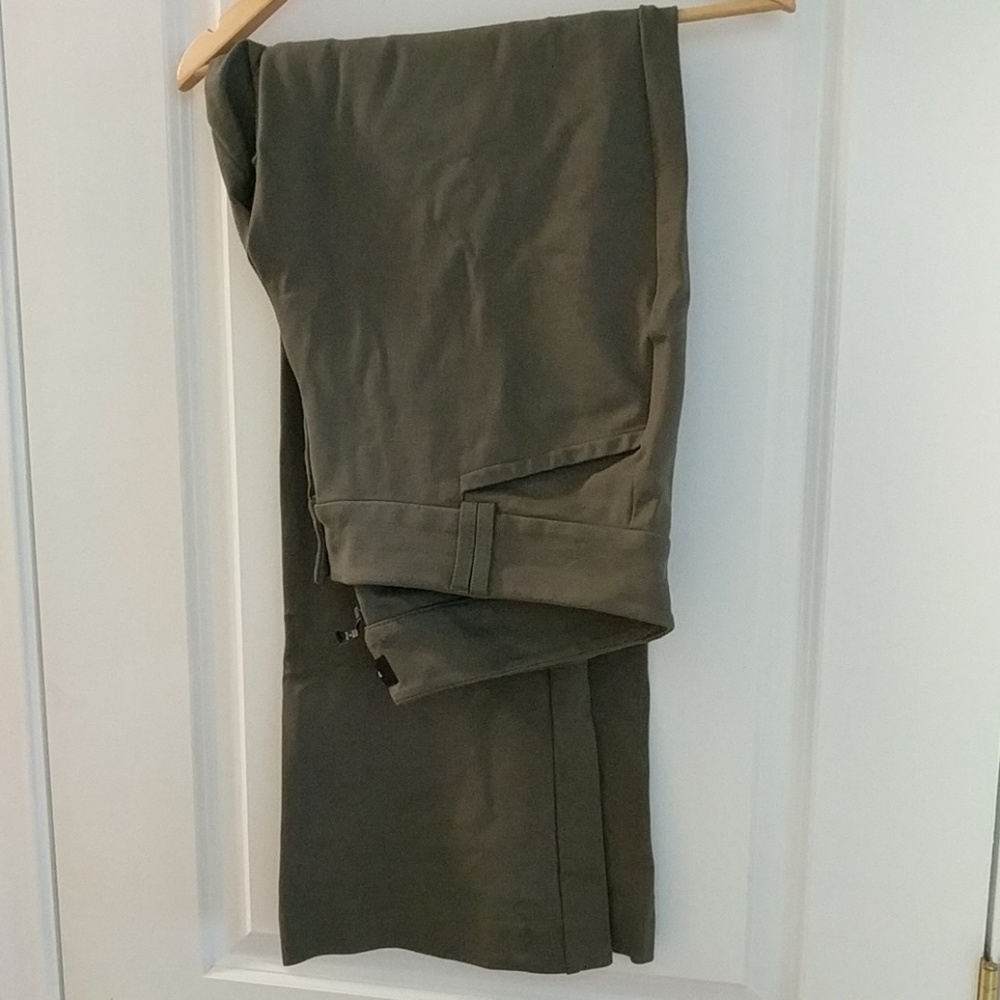 Olive Torrid sz 20 Tall dress pants
